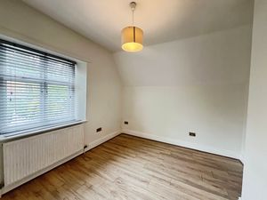Bedroom- click for photo gallery